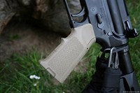 pistol grip 1.jpg